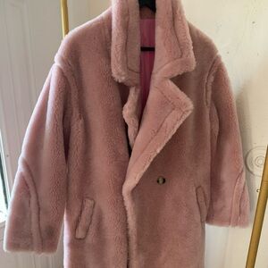 PINK ON PINK- 💥NEW WITHOUT TAGS- 100% Australian Wool Teddy Coat